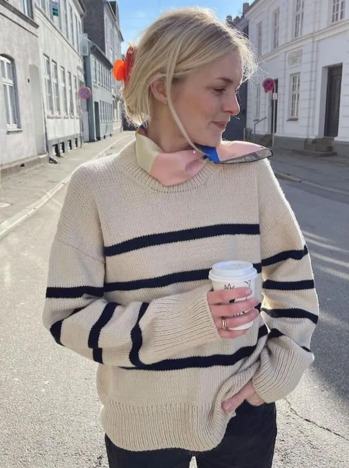 Marseille Sweater by PetiteKnit, No 1 yarn kit (ex pattern)