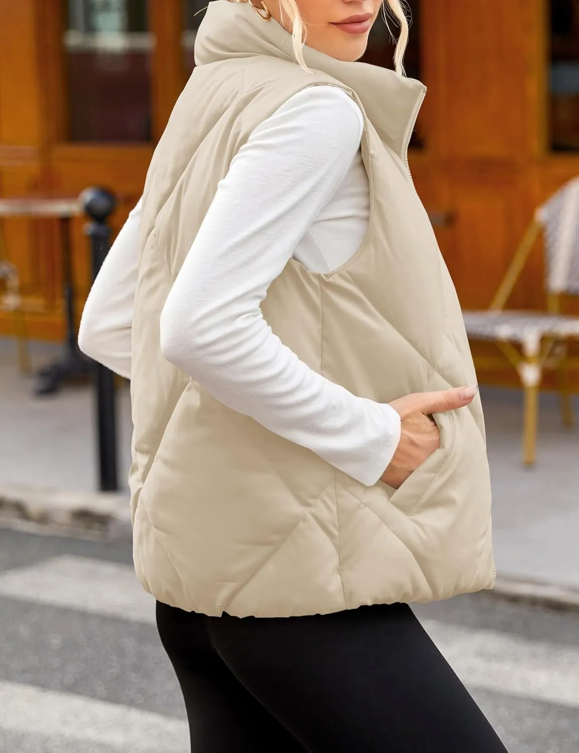MEROKEETY Womens 2025 Puffer Vest Sleeveless Zip Up Quilted Coat Stand Collar Gilet Jacket With Pockets