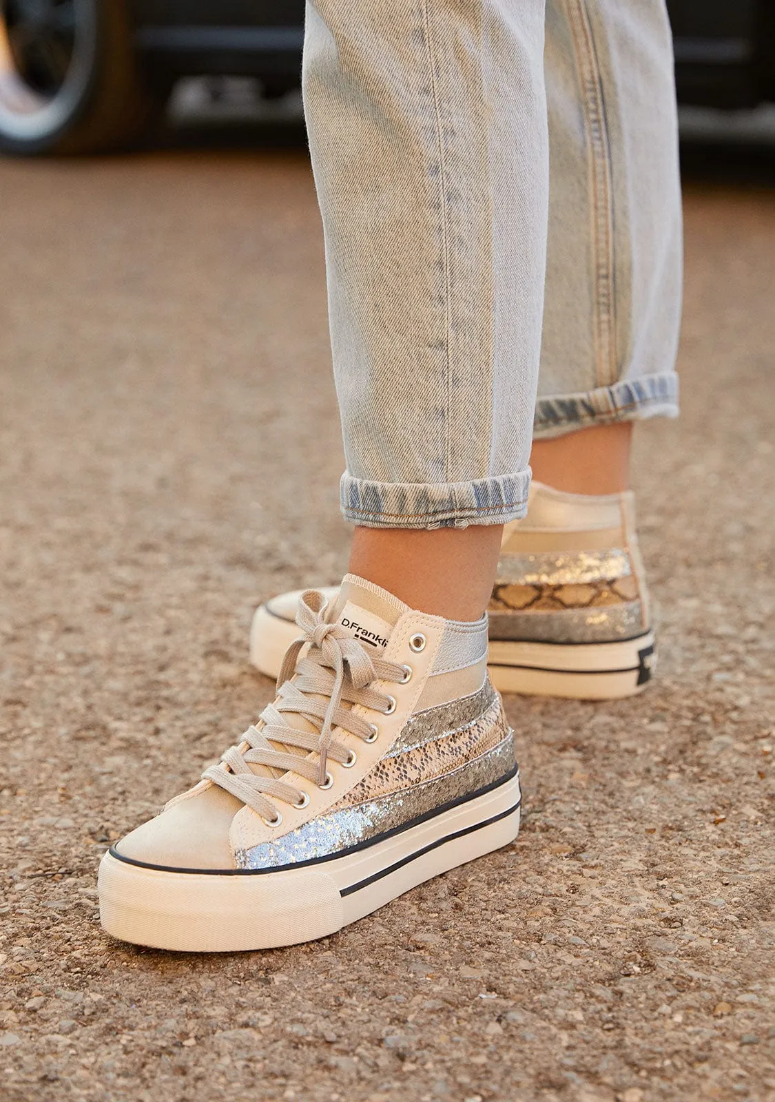 One Way Five Patch Beige