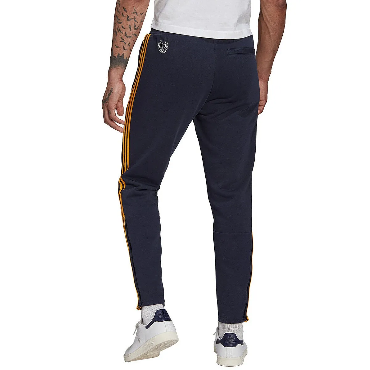 Real Madrid Casual 3S hooded presentation tracksuit 2022/23 - Adidas