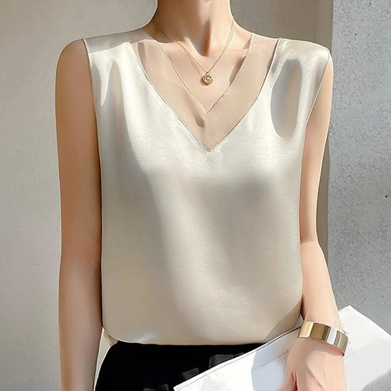 Women's Camisole Glossy Satin Sleeveless V Neck Lace Toggle Cut Sweatshirt Beaded Womens Top